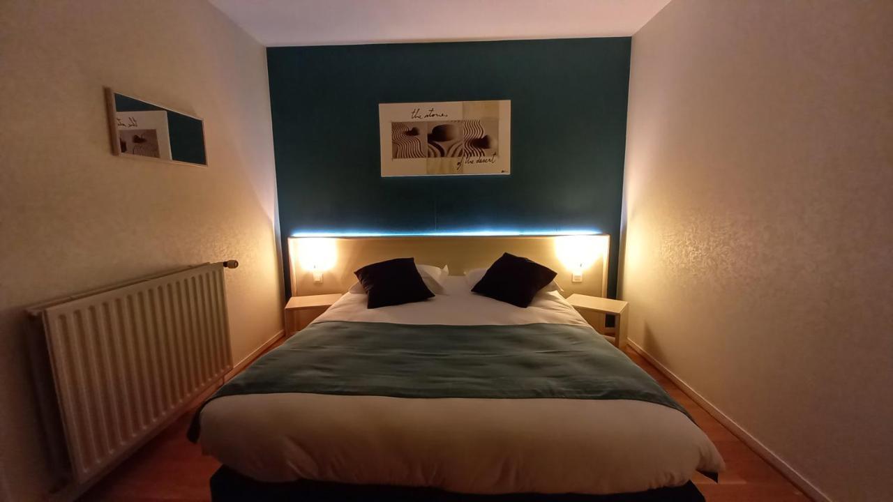 Etesia Hotel Feurs Kültér fotó