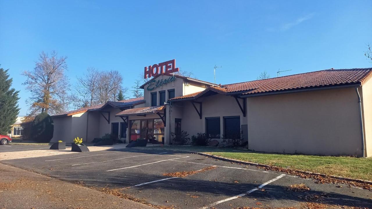 Etesia Hotel Feurs Kültér fotó