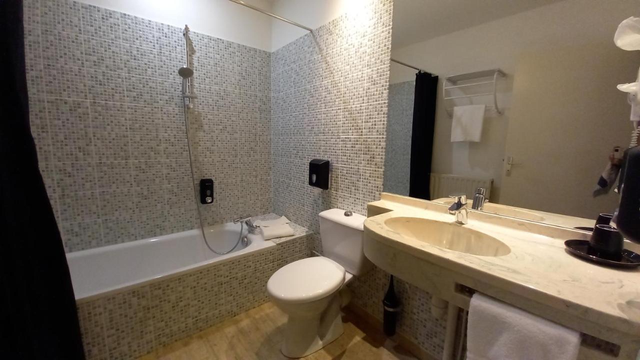 Etesia Hotel Feurs Kültér fotó